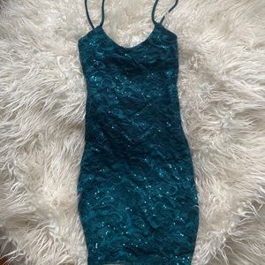 Green Sparkly Bodycon Dress. NEVER WORN!